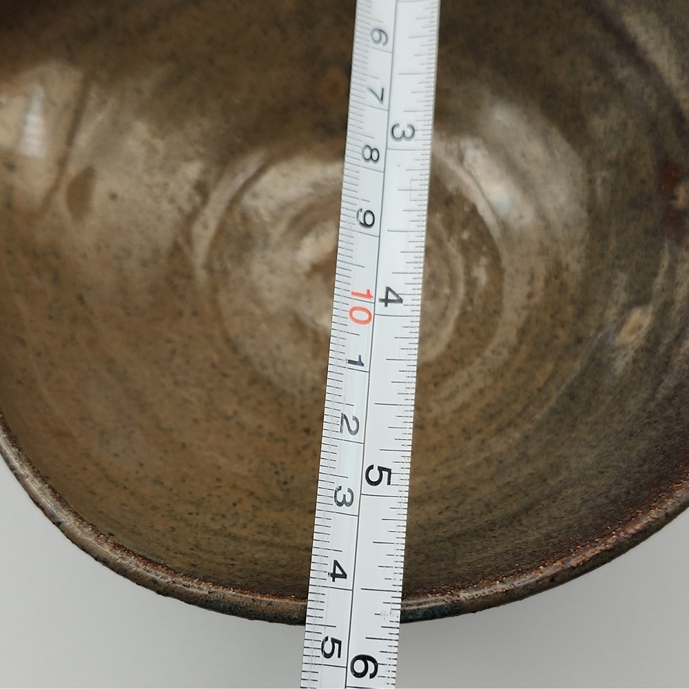 Japanese Handmade Pottery Bowl Brown Glaze Pouring Spout Signed 10" x 3.5" - Picture 8 of 9